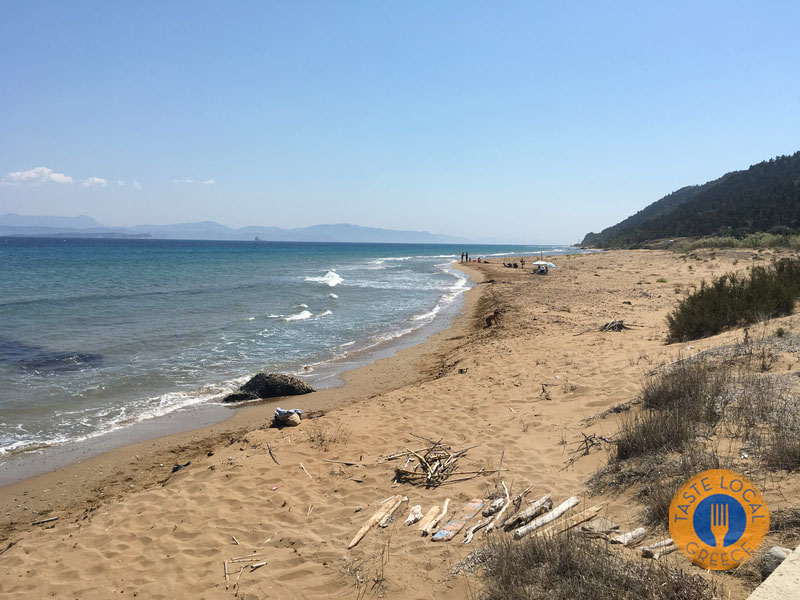 Η παραλία στο Μαθράκι