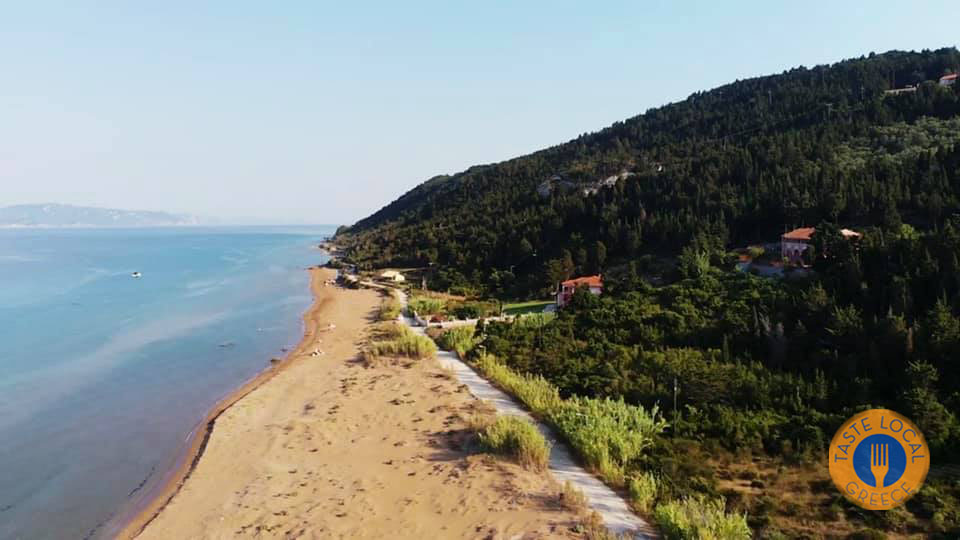 Μαθράκι a Stairway to Paradise