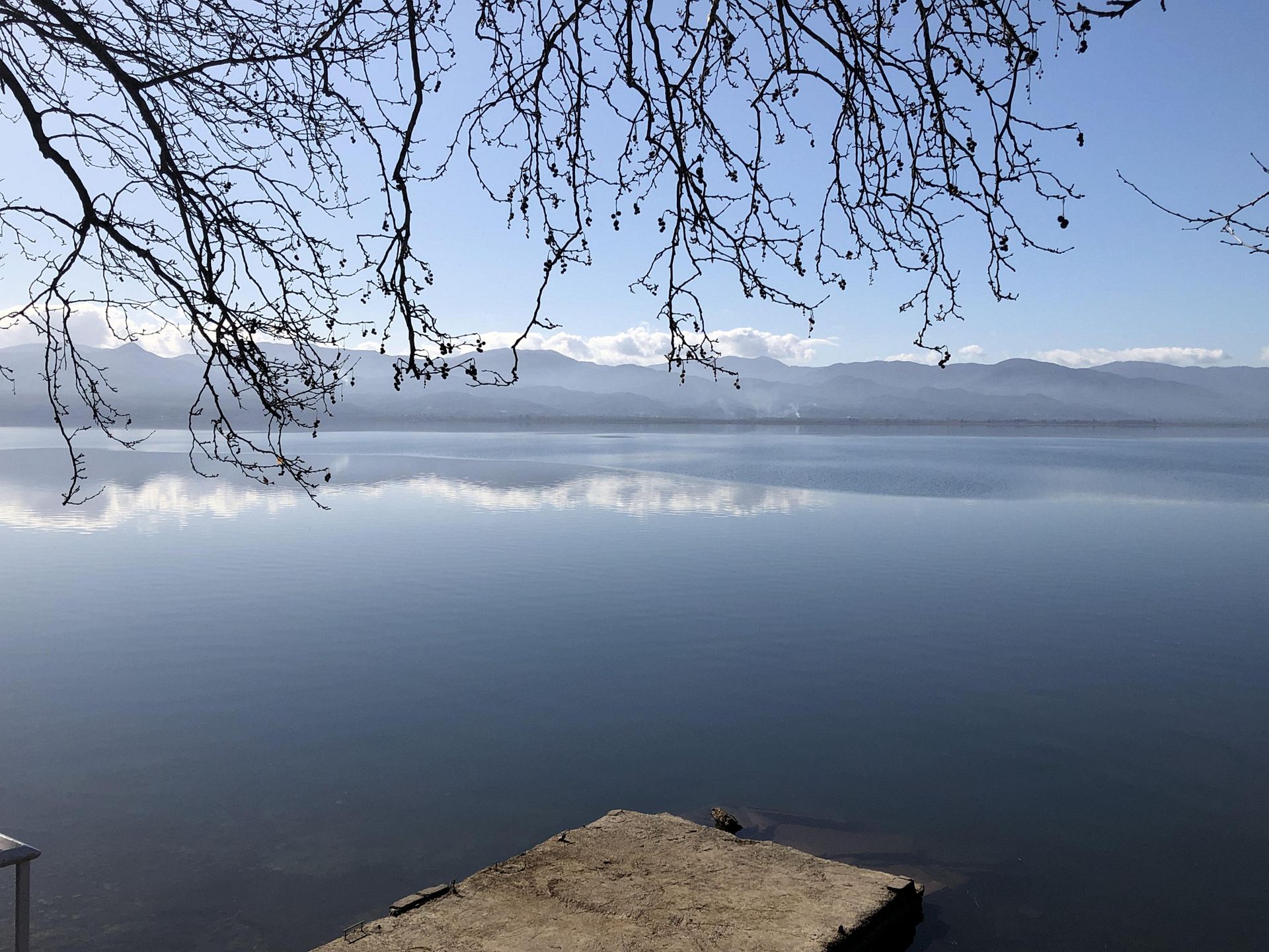 Λίμνη Τριχωνίδα εξέδρα