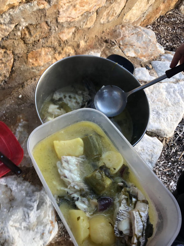 Αγιορείτικη ψαρόσουπα στις Μαρίκες στην Ραφήνα