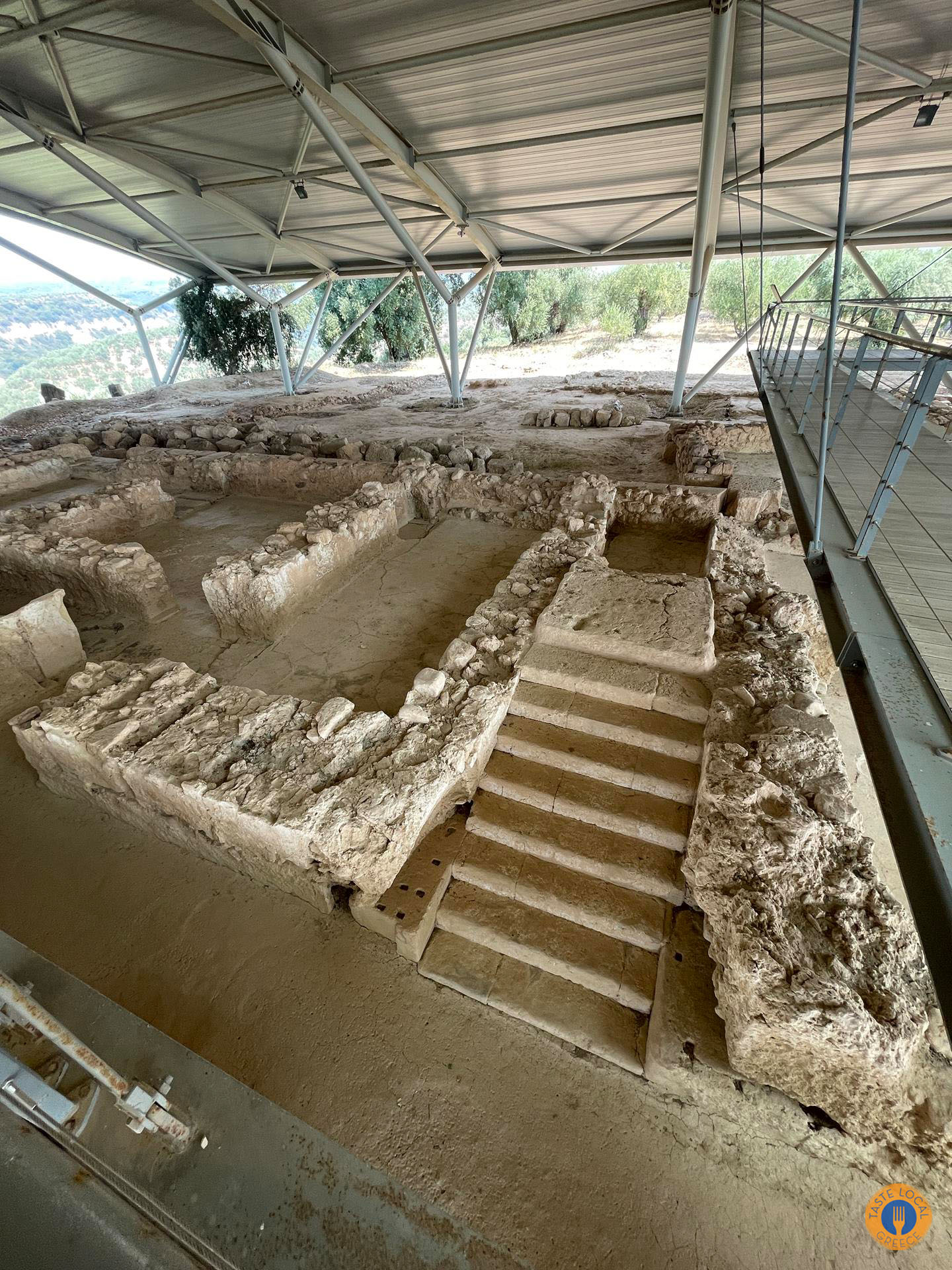 Οι εσωτερικοί χώροι στο ανάκτορο του βασιλιά Νέστορα