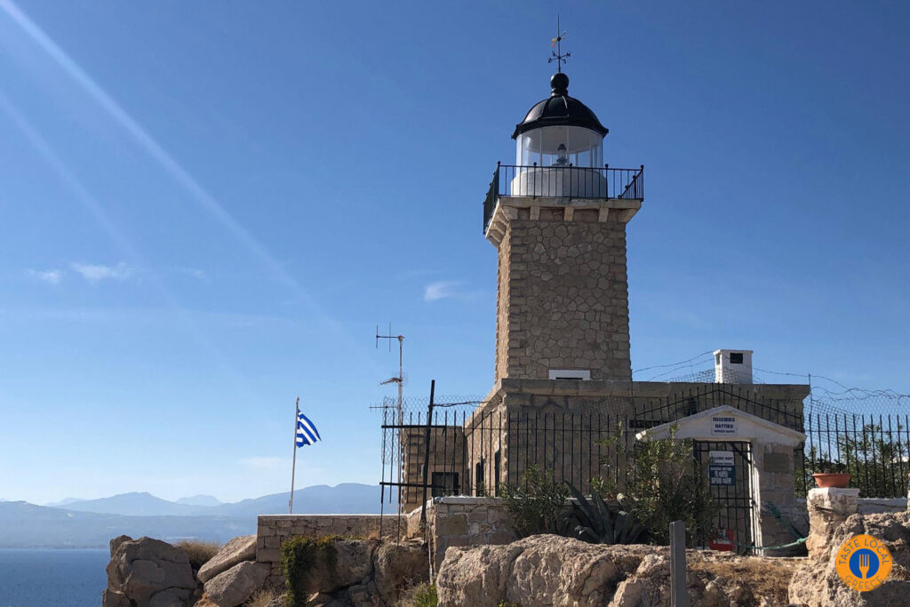 Φάρος Μελαγκάβι Ηραίον Λουτρακίου