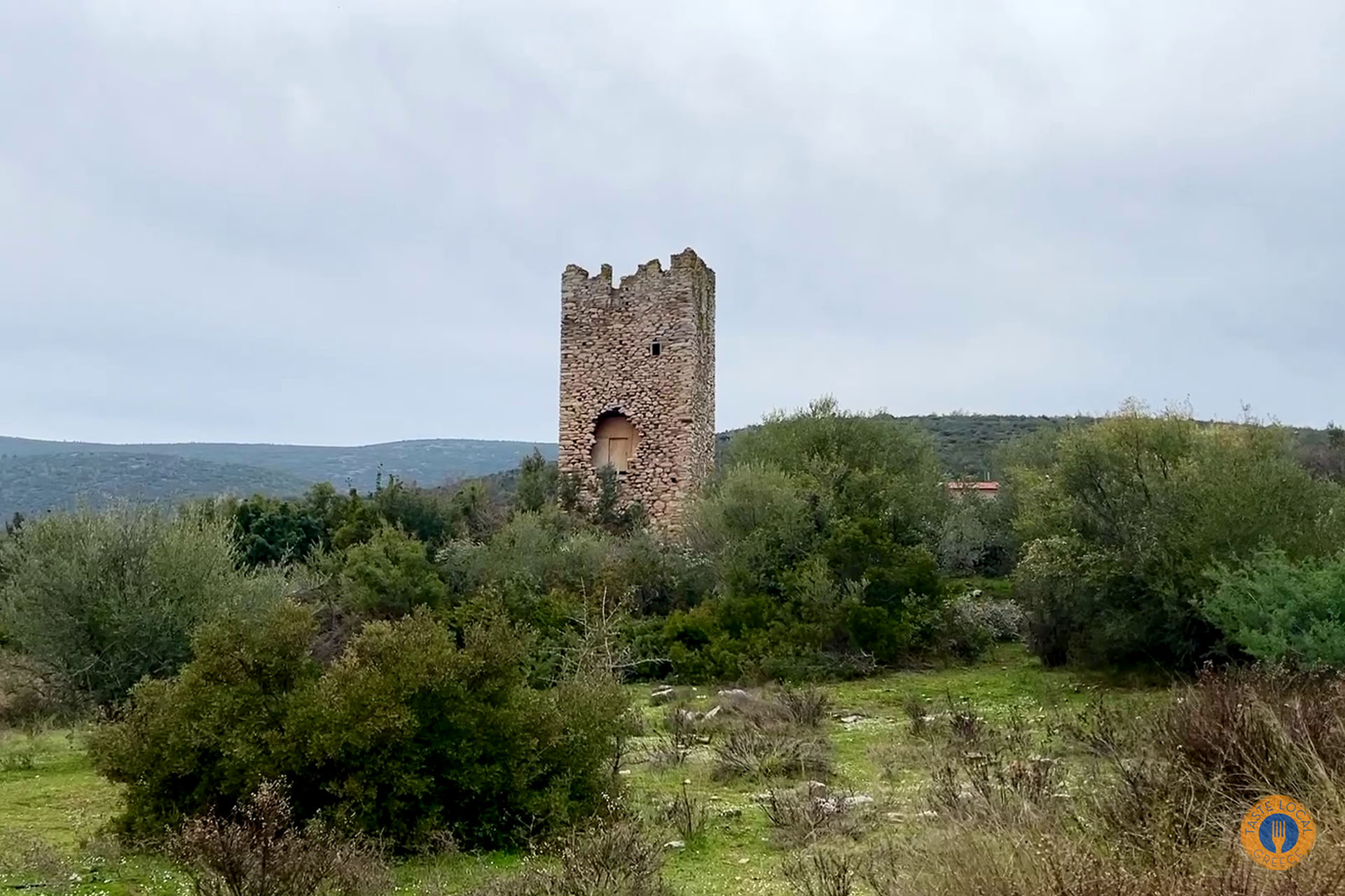 Μεσαιωνικός Πύργος Οινόης Μαραθώνα