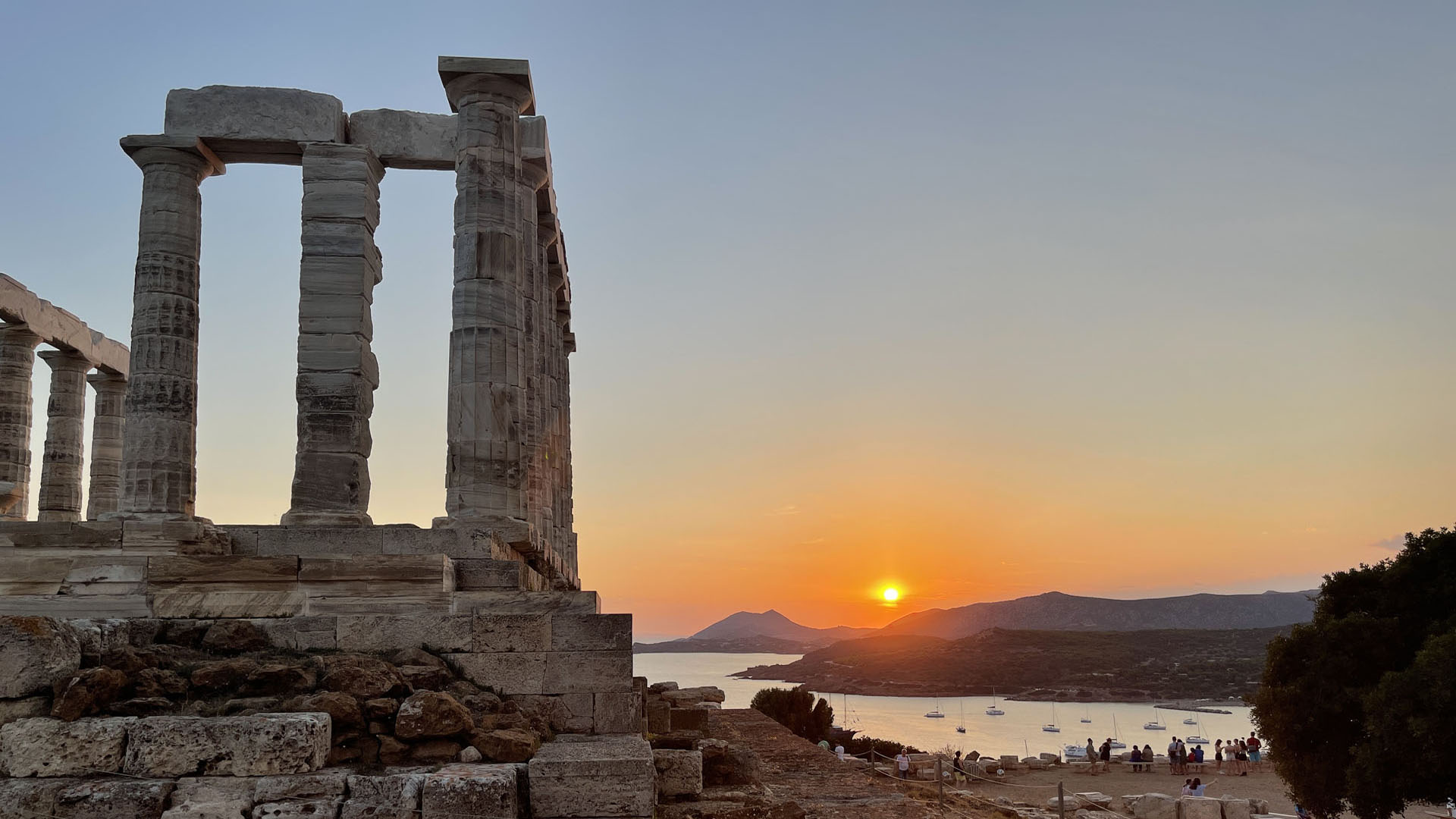 Ναός Ποσειδώνα Σούνιο καβοκολώνες Δύση