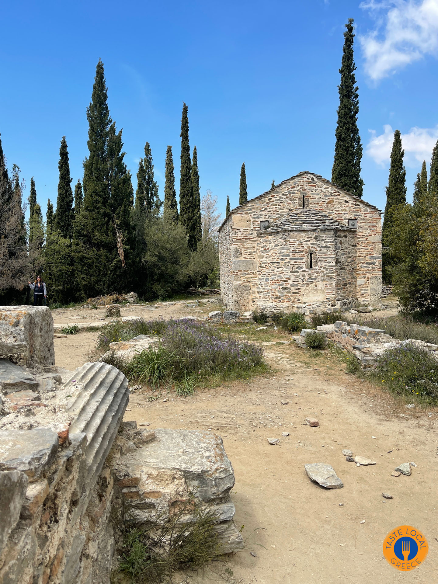 Ο λόφος των Ταξιαρχών βασιλική Αγίου Μάρκου και μονή Ταξιαρχών