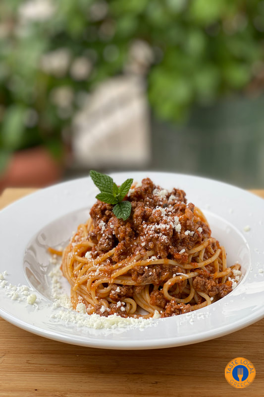 Η αυθεντική Ιταλική Bolognese μακαρόνια με κιμά