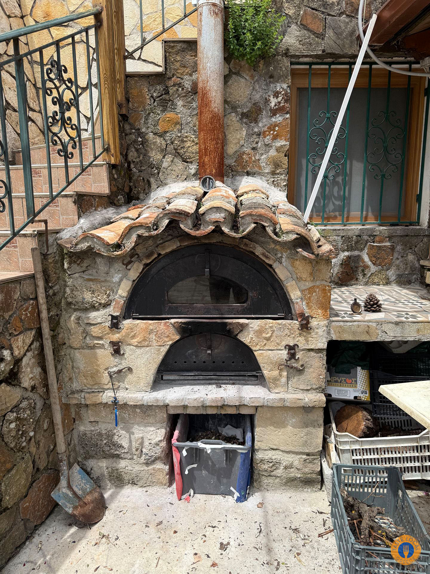ο μαγικός ξυλόφουρνος